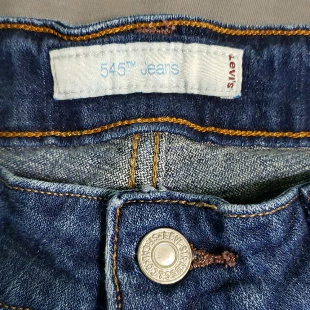 LEVI'S capri's - Picture 3 of 5